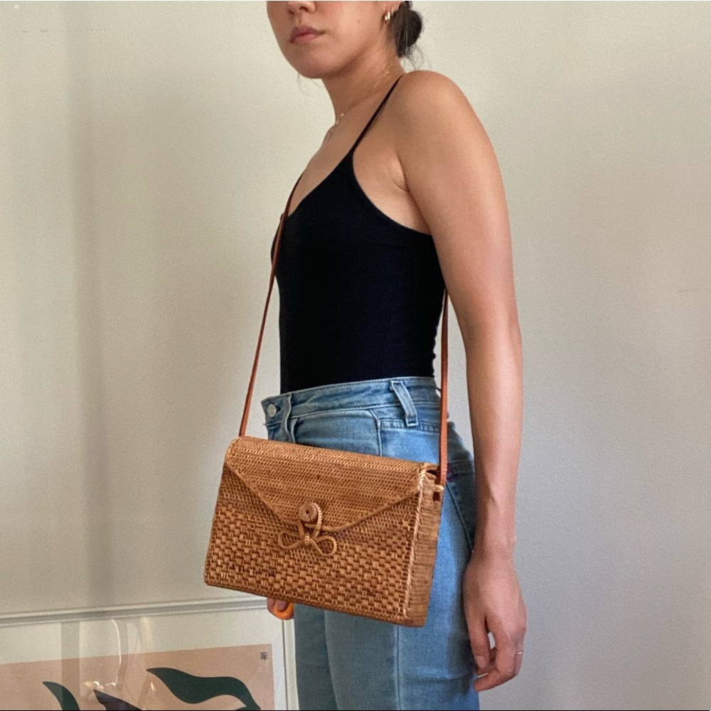 Woven Rattan Bag - Picture 4 of 8